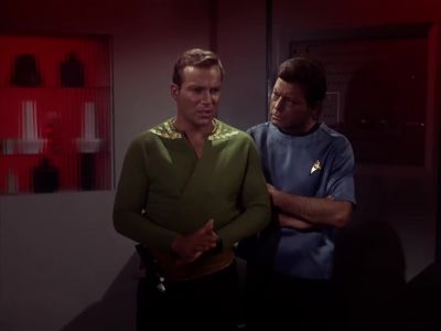 I am an officer. - Star Trek