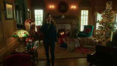 -I am doing great. I am just
spending the day with Trish - A Novel Christmas