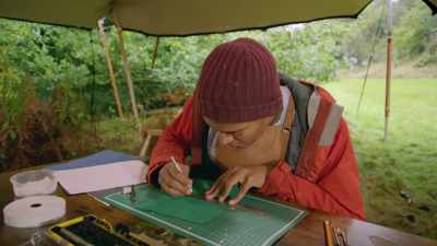 I am going to start off with all
the greenery, - Handmade: Britain's Best Woodworker