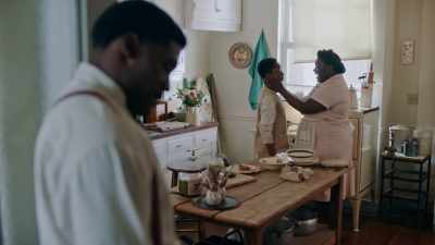 I am gonna find you a job - Robin Roberts Presents: Mahalia