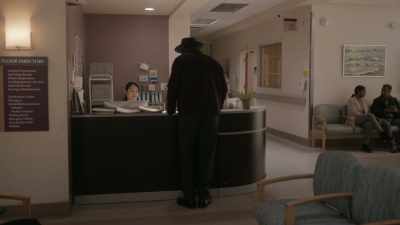 I am looking
for Benny Reynolds' room. - The Rookie: Feds