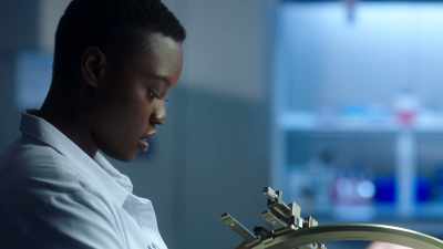 I am not ready to work with you. - The Resident