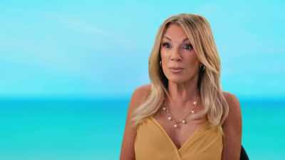 - I am playing
the damsel in distress, - The Real Housewives Ultimate Girls Trip
