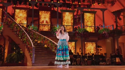 ♪ I am ready! Come on, I'm ready ♪ - Encanto at the Hollywood Bowl