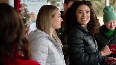 I am sorry,
Scarlett and Gina, - Everything Puppies