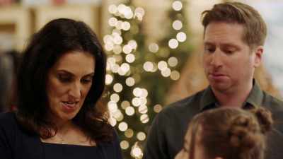 - I am texting my assistant
to get in touch with clark - Mom's Christmas Boyfriend