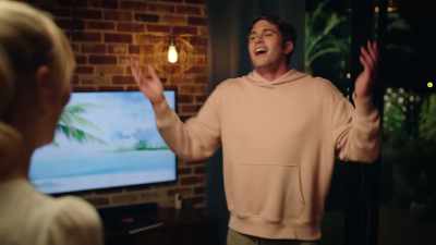 I am the Turntable 2000. - The Proposal Spot