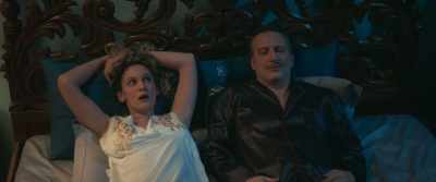 - I am very tired.
- Hugging you is really good. - Bihter: A Forbidden Passion