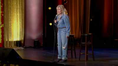 I had an assistant that cooked
for me and brought me tea, - Roseanne Barr: Cancel This!