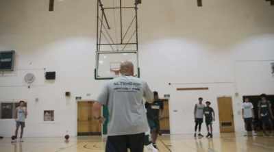I had an opportunity
to coach Division I and it just... - Last Chance U: Basketball