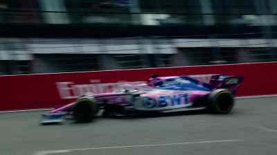 And there's chaos at the first corner. - Formula 1: Drive to Survive