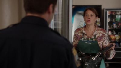 Angela: Frankie! - Rizzoli & Isles