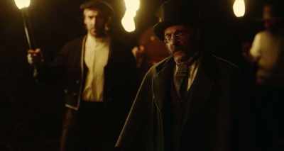 I appreciate your collaboration,
but, please, let me do my work. - Errementari: The Blacksmith and the Devil
