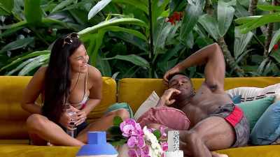 >> I APPRECIATE IT, BUT NO,
YOU'RE LYING. - Love Island