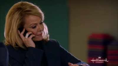- I appreciate that. - Love on Ice