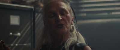 I appreciate the fact
that Jane is your tour guide, - Zone 414