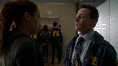 I asked you for a favor. - Bull