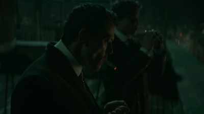 I asked you to mind that light. - The Alienist