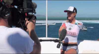 I was at a restaurant
and I was screaming, - Bethany Hamilton: Unstoppable