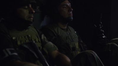 Be advised, team: five minutes to LZ. - Narcos