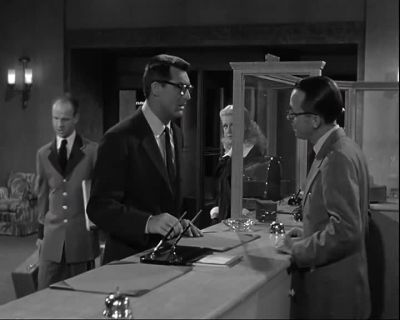 I beg your pardon - Monkey Business