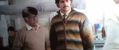 I beg you. We don't need
a jobless son. - Sui Dhaaga - Made in India