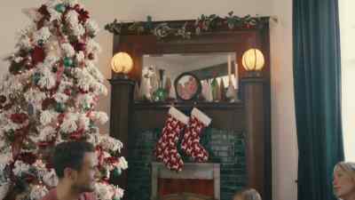 ♪ I believe again that
love can last a lifetime ♪ - A Christmas in New Hope