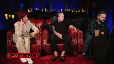 - ♪ I believe... ♪
- [Ozzy] Huh? [bleeped] - The Osbournes Want to Believe