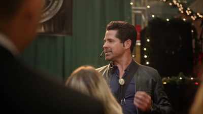 I blurt out, "I want
to sing 'Silent Night' - Christmas Stars