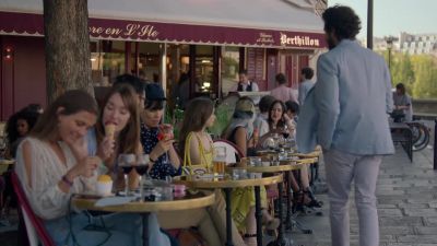 Bonjour. - Emily in Paris