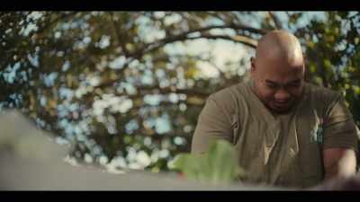 I was born and raised on Oahu, - Street Food: USA