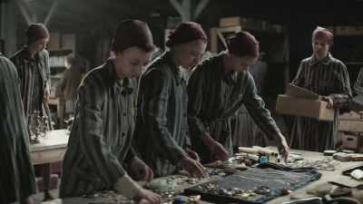 I brought these
to the Polish workers - The Tattooist of Auschwitz