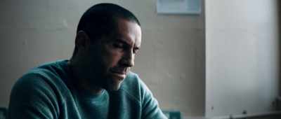 I brung you up to be better
than the animals in here. - Avengement