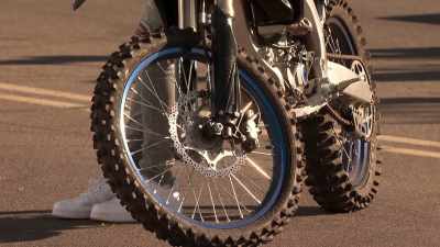 I burn the tire
down to touch the street - America's Got Talent: Extreme
