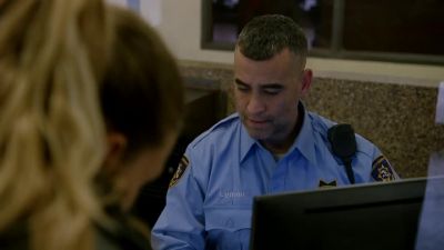 I called ahead. - Chicago P.D.