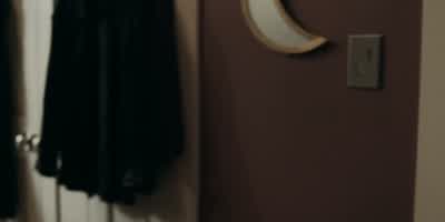 - I called him to set it up. - The Chi