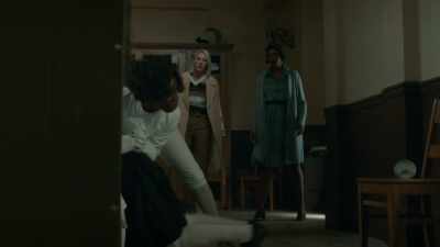 - I came in and heard a sound - Frankie Drake Mysteries