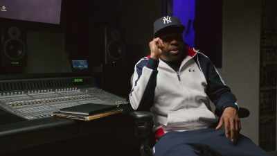 I came in, rolled up,
smoked, drinking my forty. - Wu-Tang Clan: Of Mics and Men