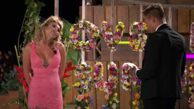 I came into Love Island
with no expectations. - Love Island