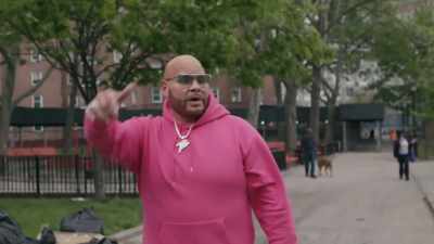 I came outside. It was here.
 Cómo está, papi? - Origins of Hip Hop