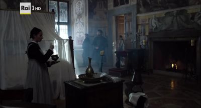 - I came as soon as I heard.
- Where is the money? - Medici: Masters of Florence