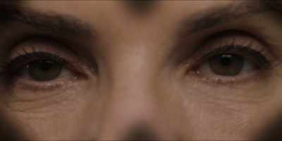 I can barely see anything. - The Hot Zone