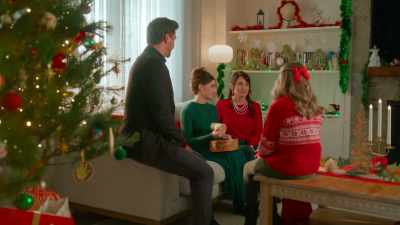 I can close in the afternoon,
don't worry. - Christmas Keepsake