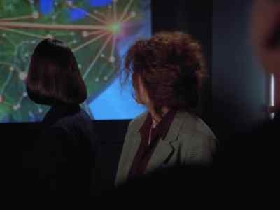 - I can get you a deal.
- I doubt that very much. - Lois & Clark: The New Adventures of Superman