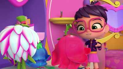 I can give you all special
Fuzzly bandages. - Abby Hatcher