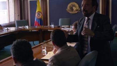 I can help you expand your businesses... - Narcos