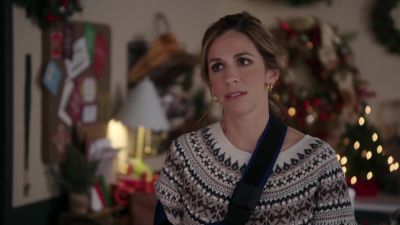 I can help and point out
where everything goes. - Christmas Wreaths and Ribbons