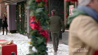 I can help you with this.
- Oh no, I'm okay. - Return to Christmas Creek
