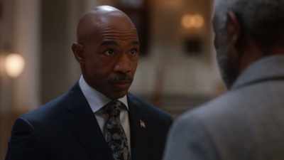 I can...hold these guys off
with the marshals for so long. - For The People