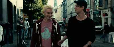 I can imagine his lips on mine - Happy Endings Sleepover